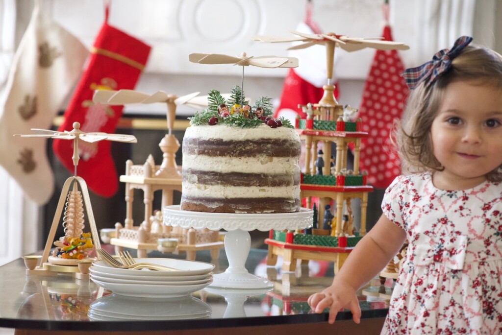 Hettie Rose and Gingerbread cake