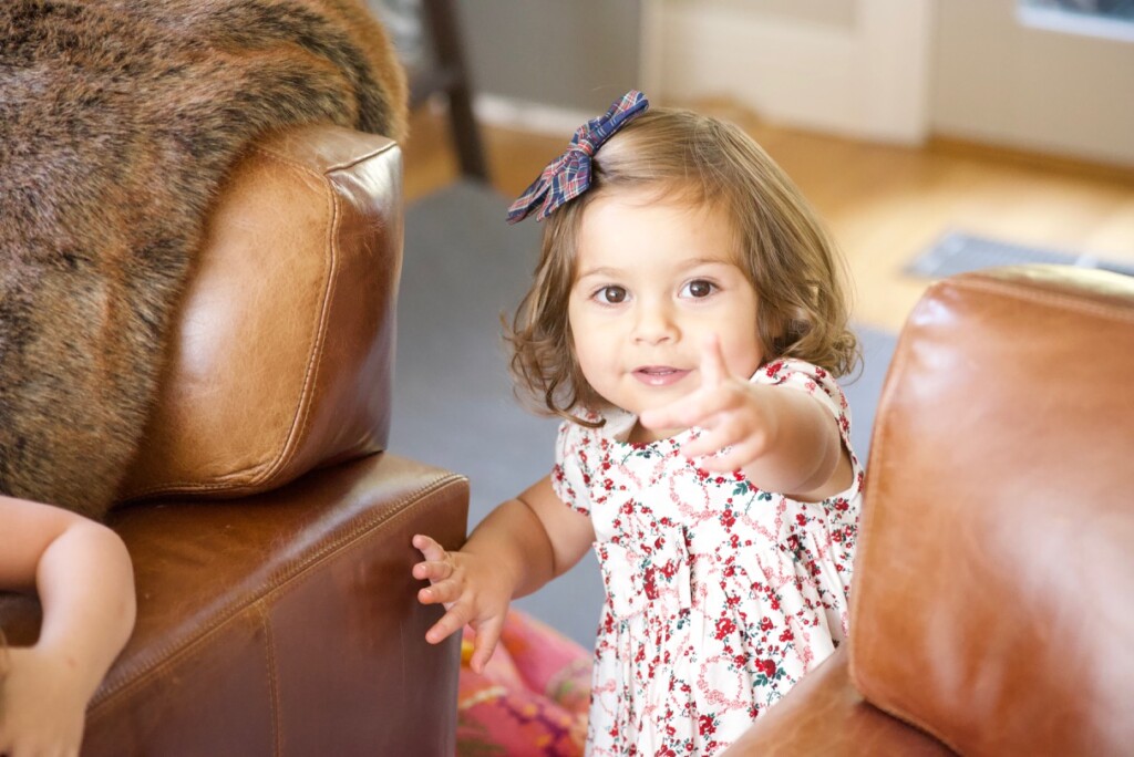 Hettie Rose Frosting Finger