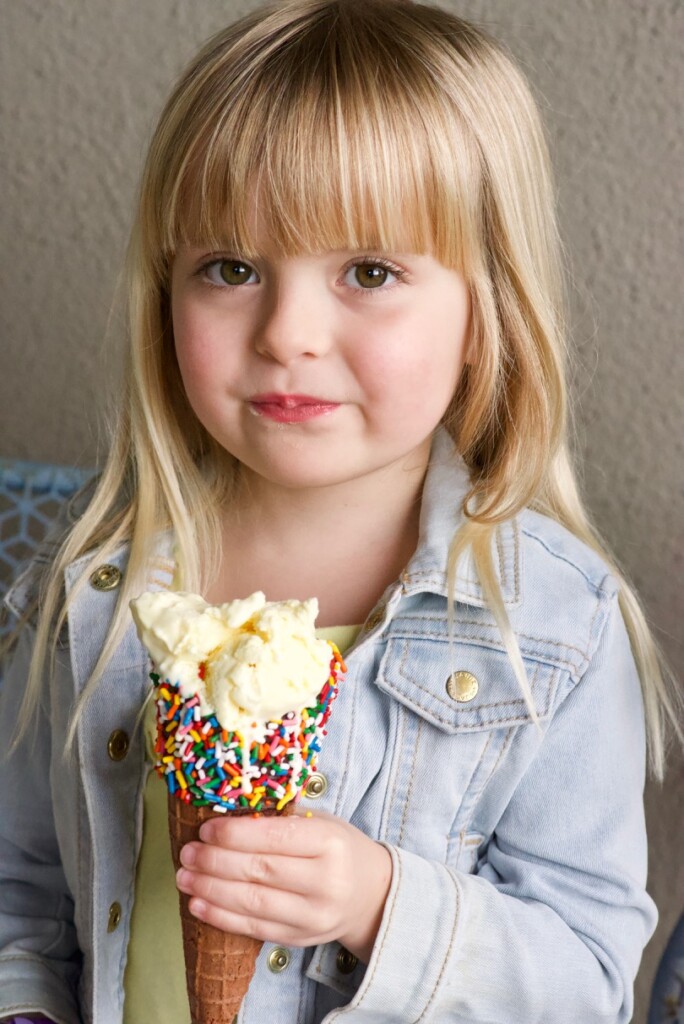 Layla Lion and Ice Cream