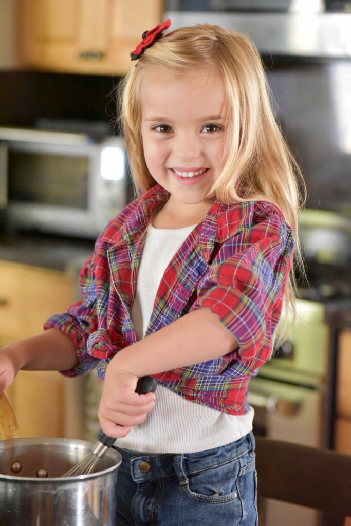 Layla Hedayatpour Cooking